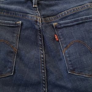 Levi's Mid-Rise Skinny Jeans